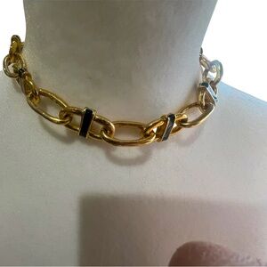 Beautiful vintage Carolee gold tone with green enamel link choker necklace